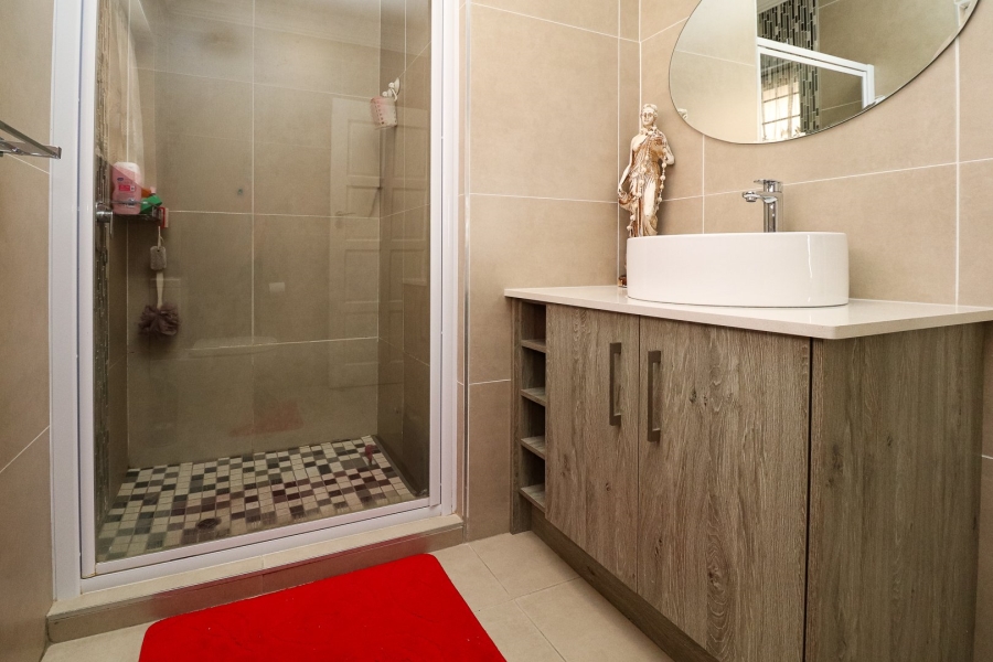 2 Bedroom Property for Sale in Flamwood North West